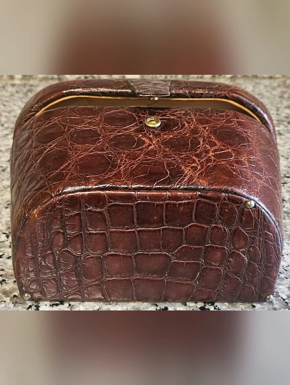Vintage 1950s Palizzio Brown Genuine Crocodile Alligator Box Purse Handbag